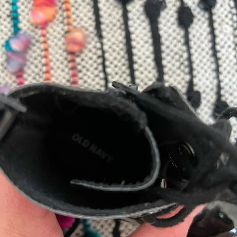 Old Navy Shiny Black Combat‎ Boots Side Zip Toddler Sz 7